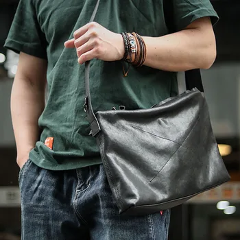 AETOO Оригинален дизайн, свободна младежка квадратна чанта на рамото на местния стил, хоризонтален цип, всекидневни монофонични раница с голям капацитет
