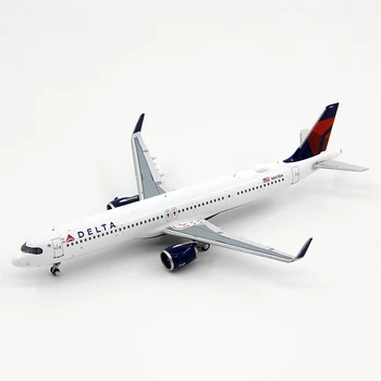 Модел 1: 400 Мащаба на Delta Airlines 