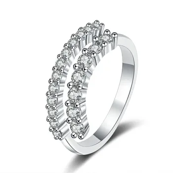 Самоличността на Тенденцията Обикновен Жив Устата Сребърен Цвят Прозрачен Кубичен Цирконий Bling Ring Пръстен за Жени Сватба Сватбени Бижута