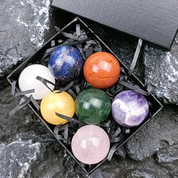 Седемте чакри 7 бр. Естествени Кристални сфери 25 мм Флуорит Аметист Содалит Прозрачни Кристални топки Рейки, Лечебен Камък Подарък кутия