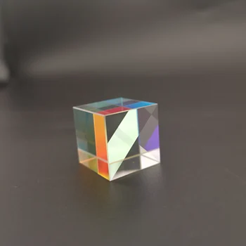 Цветна Призма 6-страничен Светлинен Куб 20 мм Преливащи Стъкло Квадратна Призма Оптични лещи K9 Експериментален Инструмент Студентски Образователен Инструмент